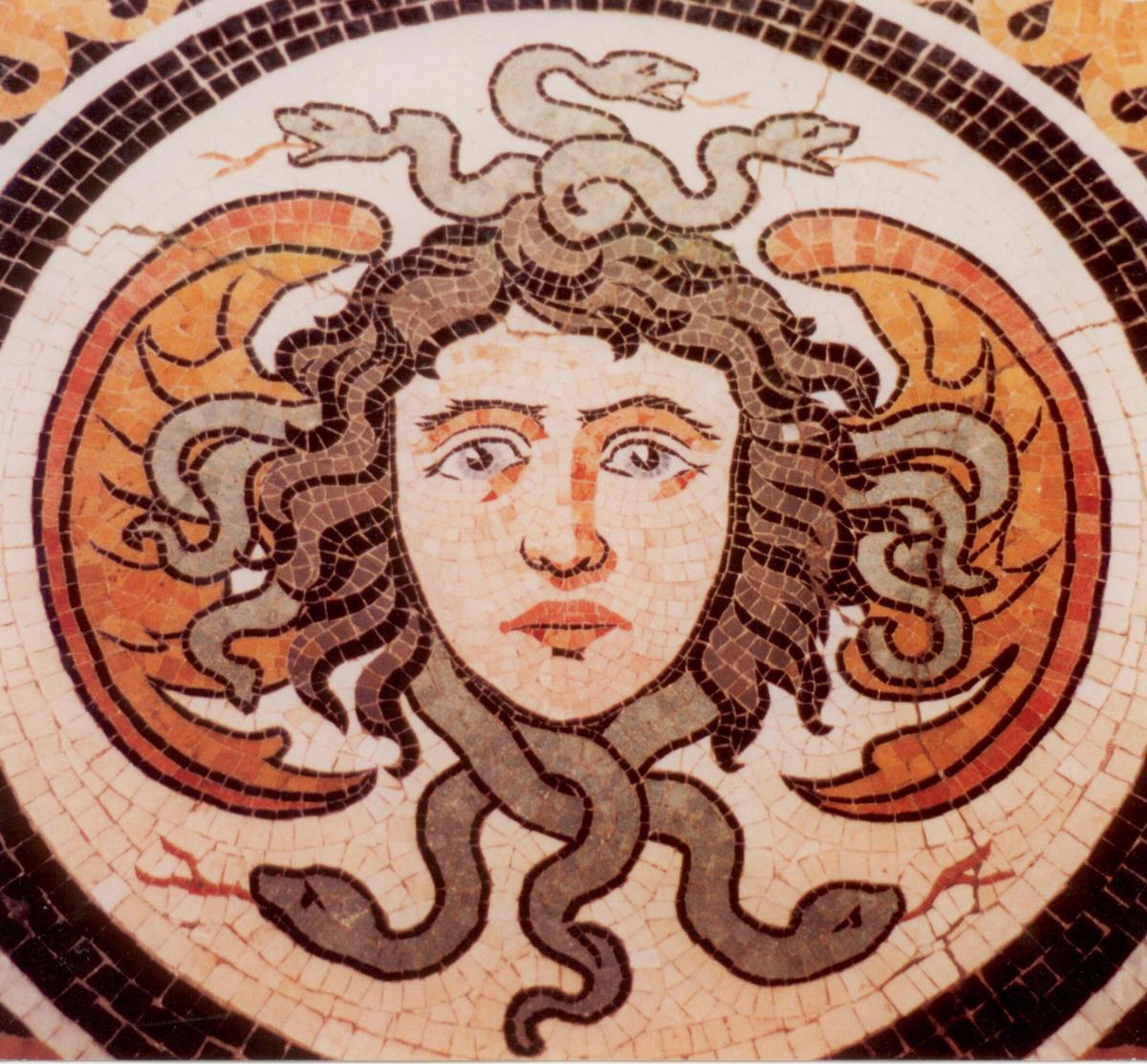 Medusa, Mosaik Stella Rheni